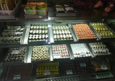 Lakshminarayan Frasan Mart
