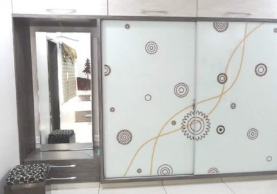 MILAN GLASS GELLERY