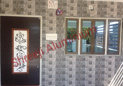 SHREEJI ALUMINIUM AND DOOR