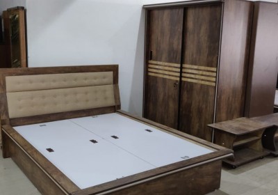 ROYAL FURNITURE