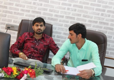 DAKSH MOBILE ZONE