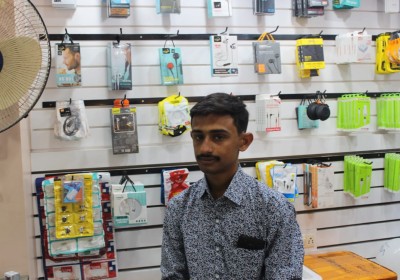 DAKSH MOBILE ZONE