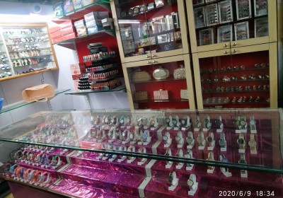 Parshva Super Market
